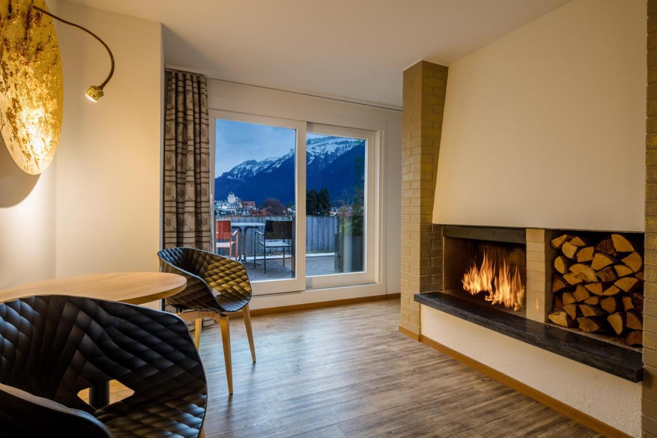Hotel Merkur - West Station Lodge Interlaken Bagian luar foto